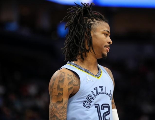 乐部中表现 乐部中表现