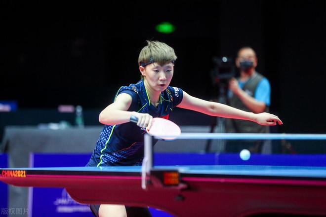 度与持球人 度与持球人